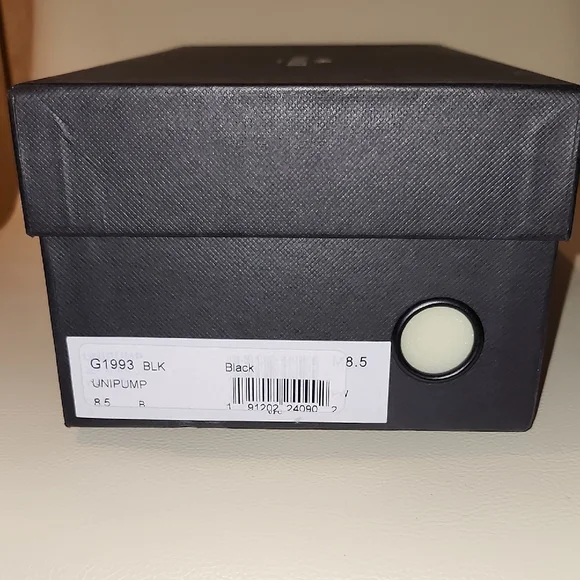 Coach UniPump Black Jet Mirror Kitten Heel Pump - Size 8.5 (Box D) - Picture 12 of 15